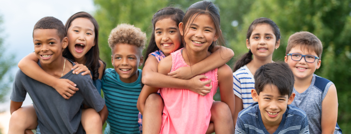 Children with smiling face
